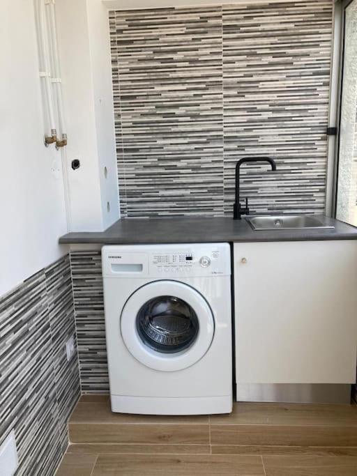 Apartamento Renovado No Centro Da Cidade - Casa4 Κοΐμπρα Εξωτερικό φωτογραφία